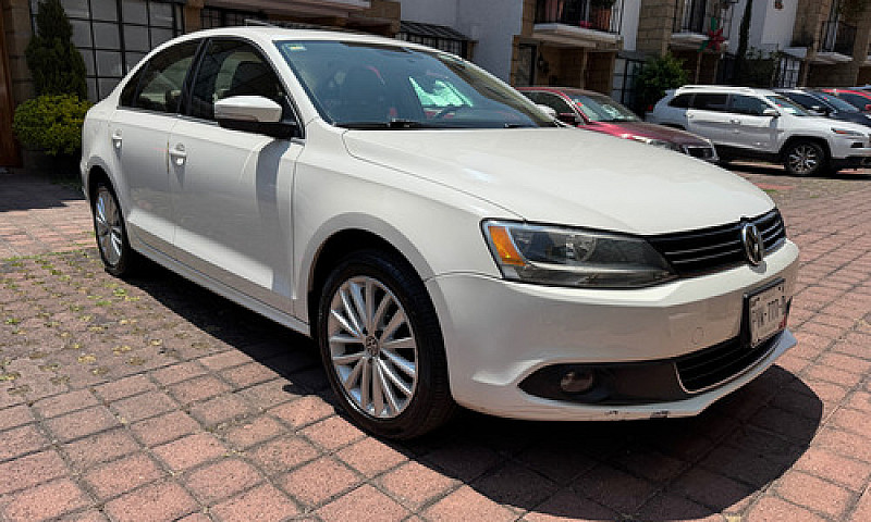 Volkswagen Jetta 2.5...