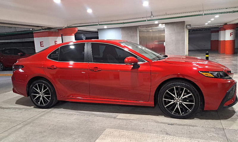 Toyota Camry 2024...
