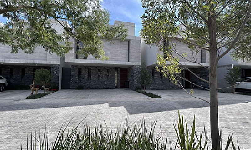 Casa Nueva A Estrena...