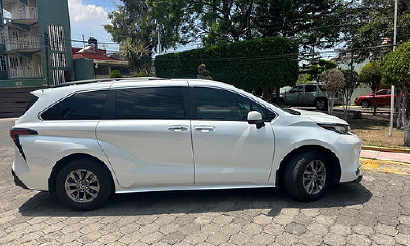 Toyota Sienna 3.5 Xl...