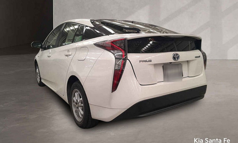 Toyota Prius 2016...