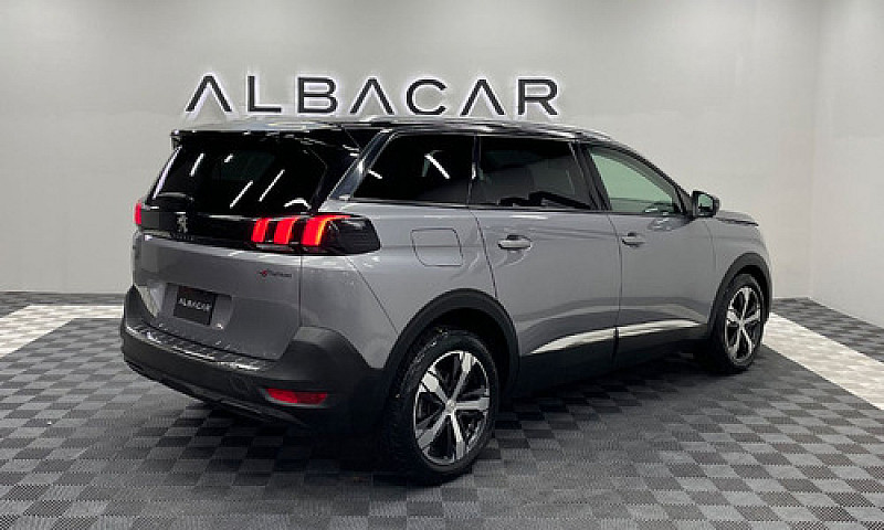 Peugeot 5008 2019...