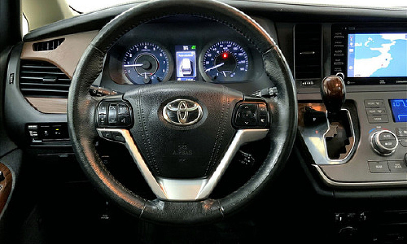 Toyota Sienna 2020...