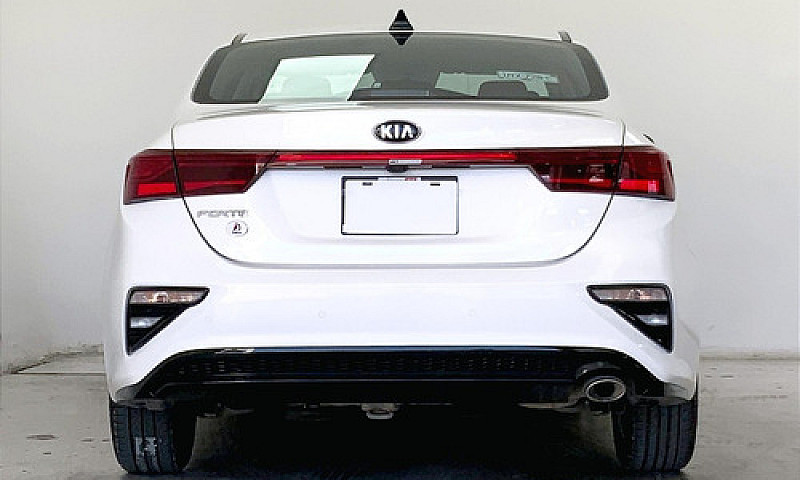 Kia Forte 2020...