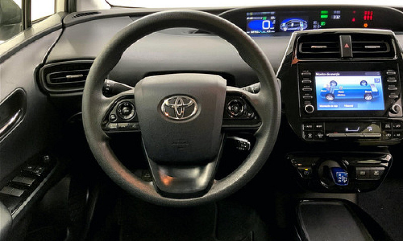 Toyota Prius 2020...