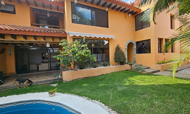 Casa En  Exclusivo F...