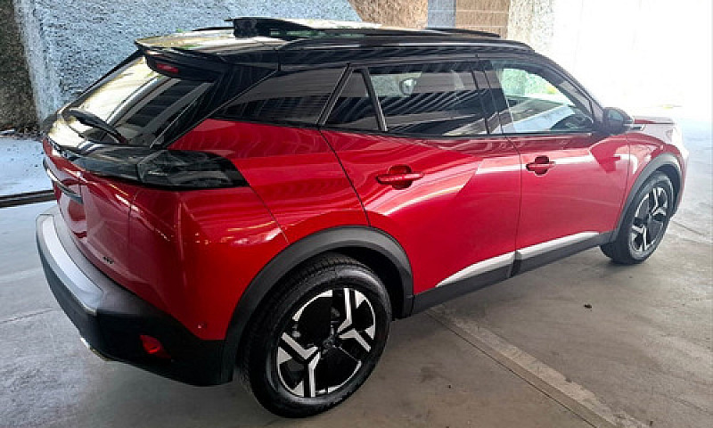 Peugeot 2008 1.2T Pu...