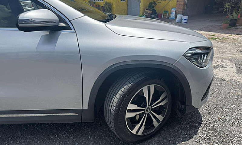 Mercedes-Benz Clase ...