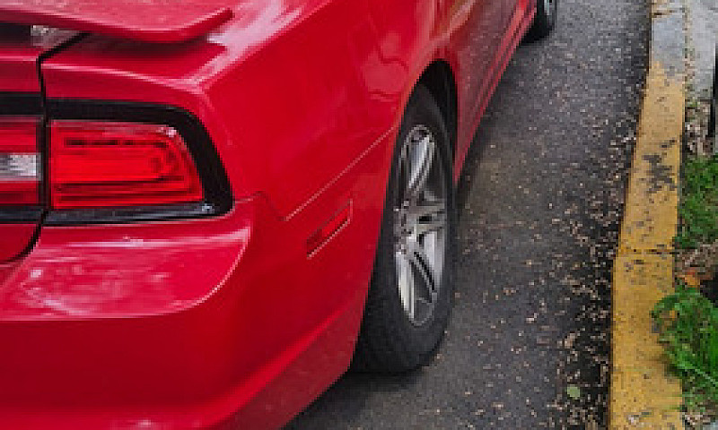 Dodge Charger 3.6 Sx...
