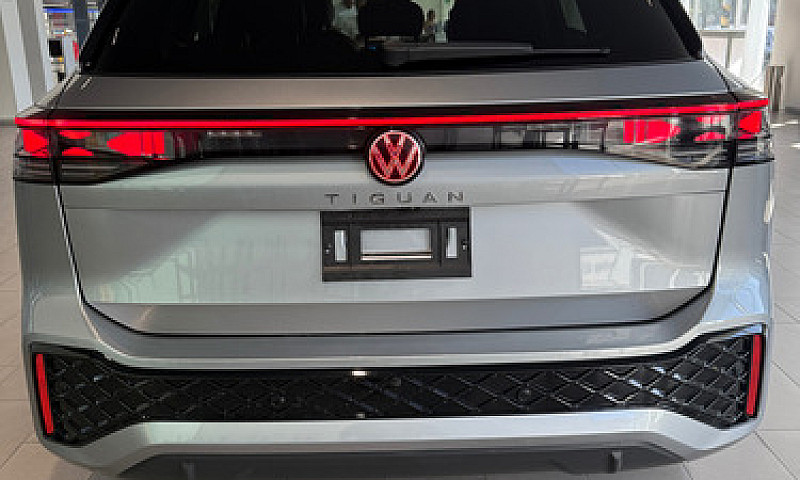 Volkswagen Tiguan 1....