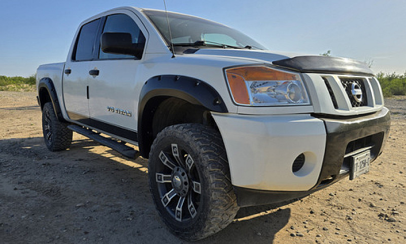 Nissan Titan 5.6L S ...