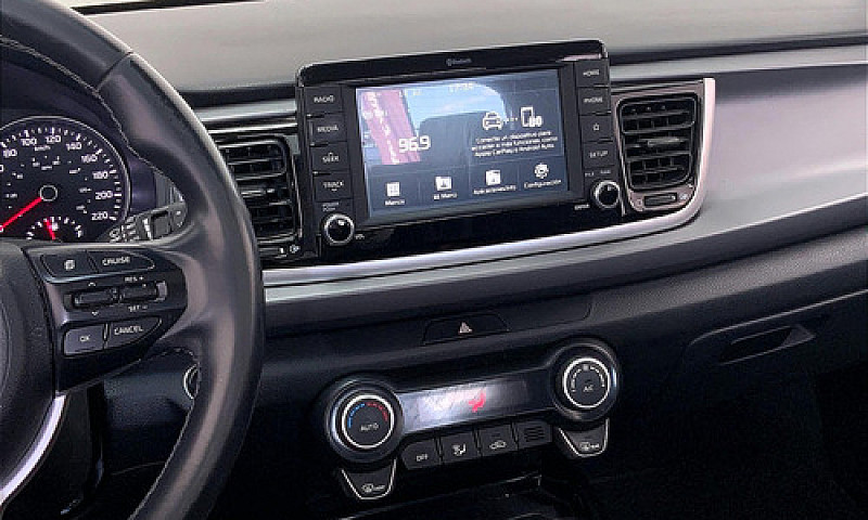 Kia Rio 2018...