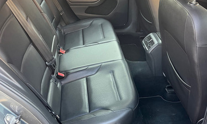Volkswagen Golf 1.4 ...