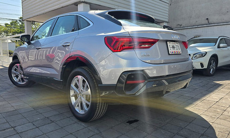 Audi Q3 2024...