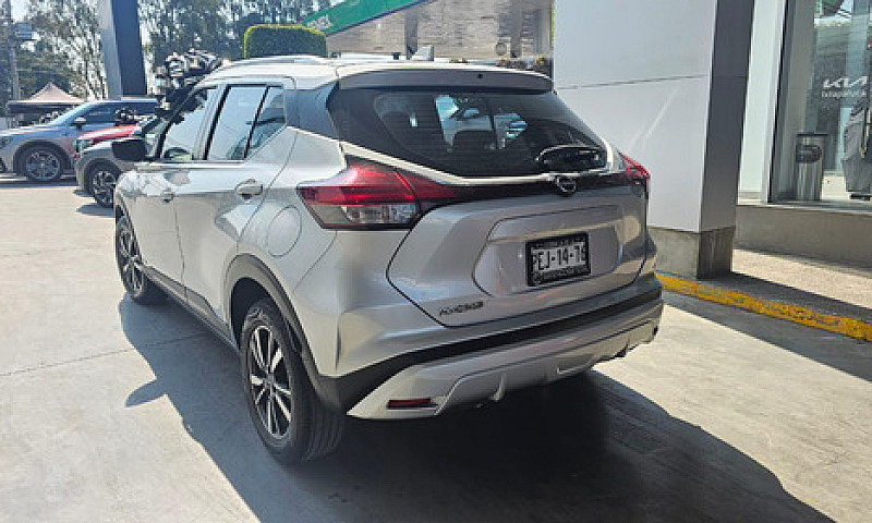 Nissan Kicks 2022...