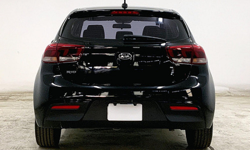 Kia Rio 2021...