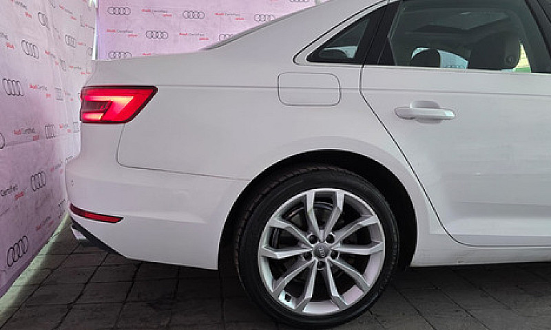 Audi A4 2017...