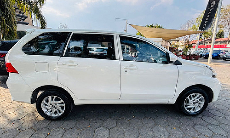 Toyota Avanza 2020...