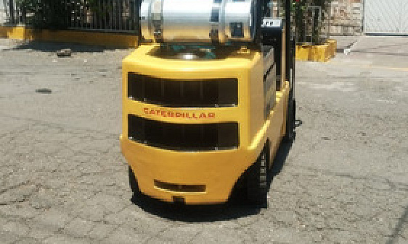 Montacargas Marca Ca...