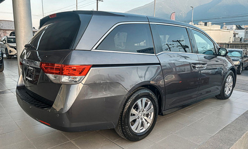 Honda Odyssey 2016...