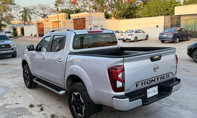 Nissan Frontier 2.5 ...