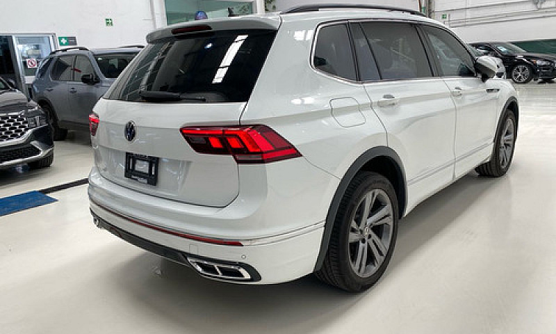 Volkswagen Tiguan 1....