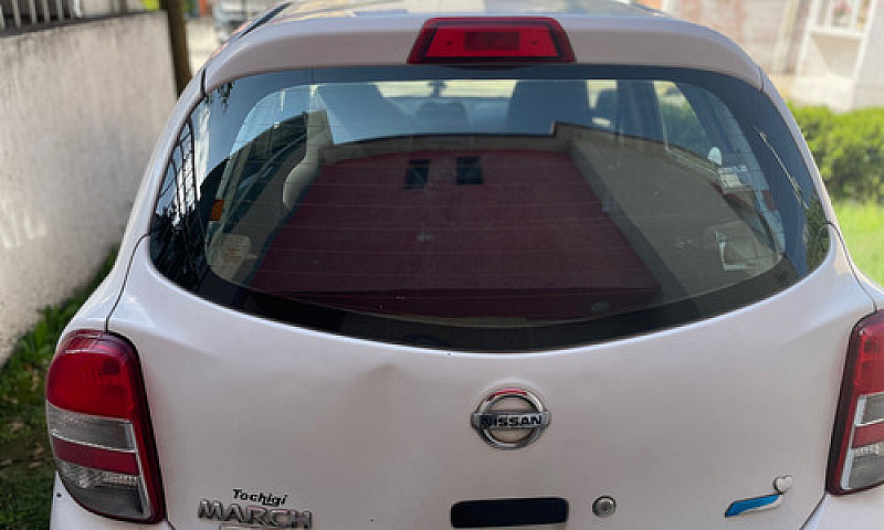 Nissan March 2015 Ac...