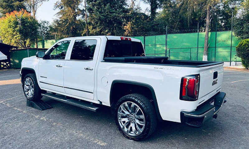 Gmc Sierra Slt 4X4...