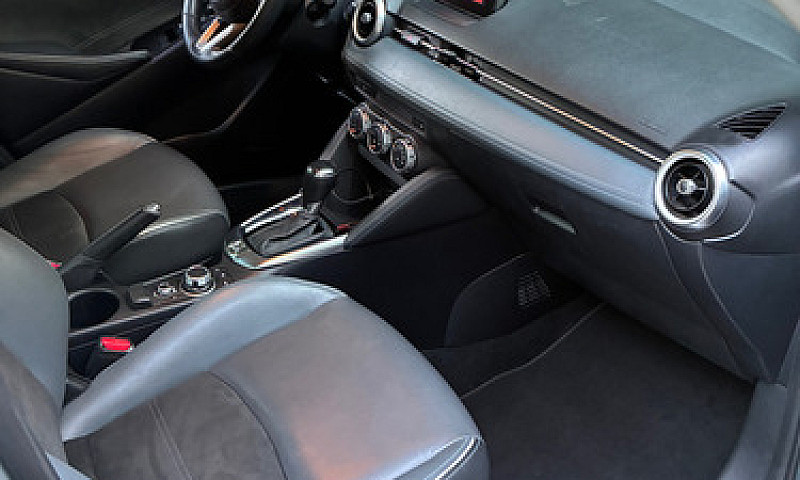 Mazda Mazda 2 1.5 I ...