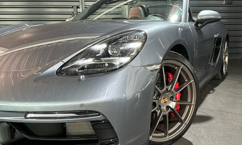 Porsche Boxster 2025...