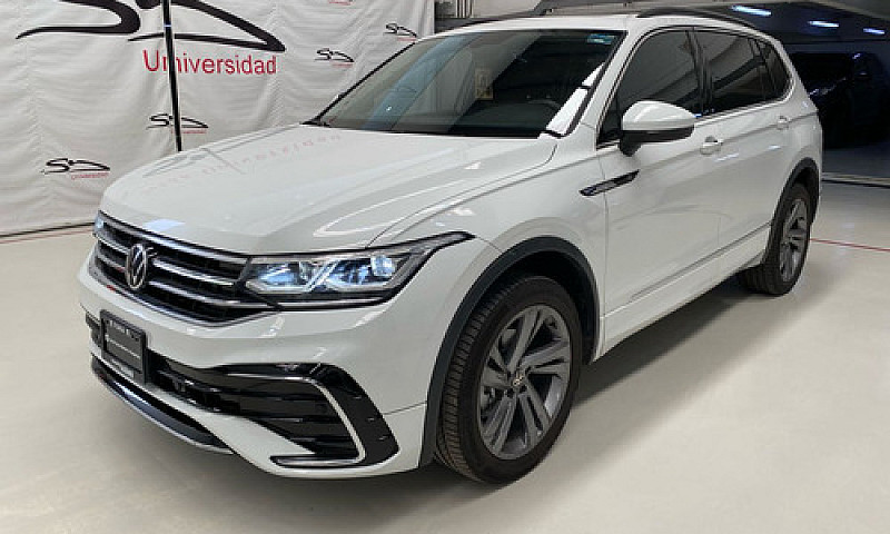 Volkswagen Tiguan 1....