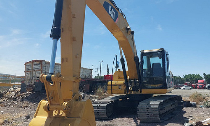 Excavadora Caterpill...