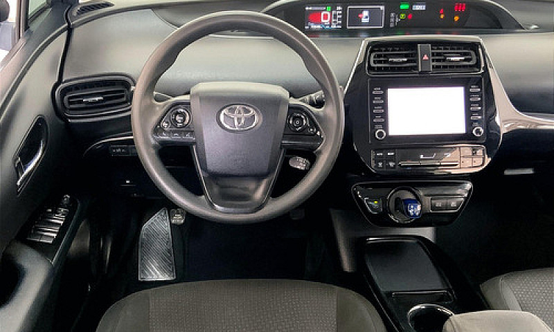 Toyota Prius 2020...