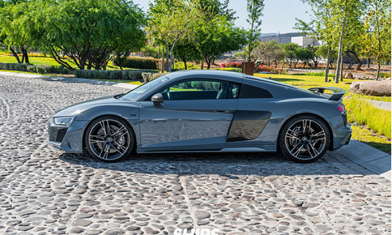 Audi R8 2020...