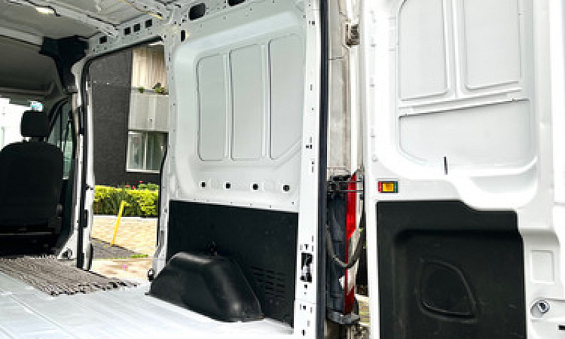 Ford Transit 3.7 Gas...