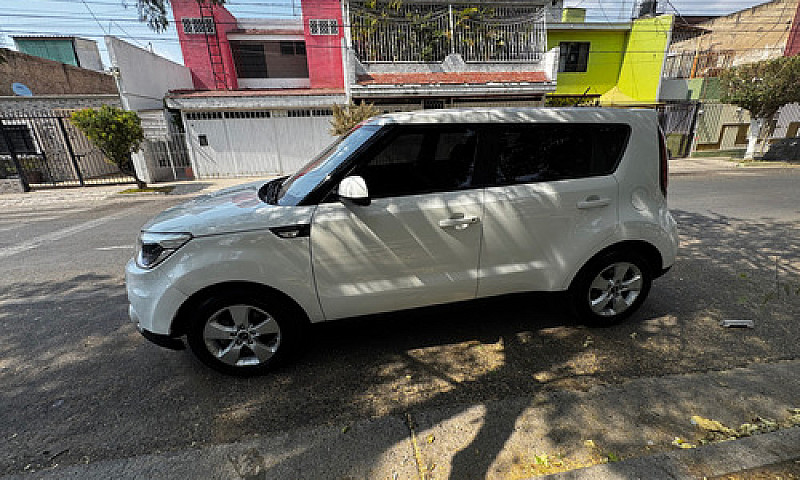 Kia Soul 1.6 Lx Mt...