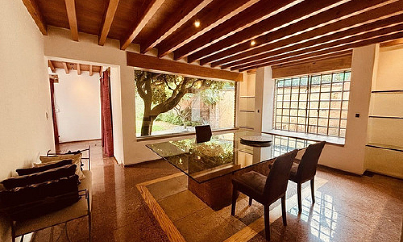 Casa En Venta En Lom...