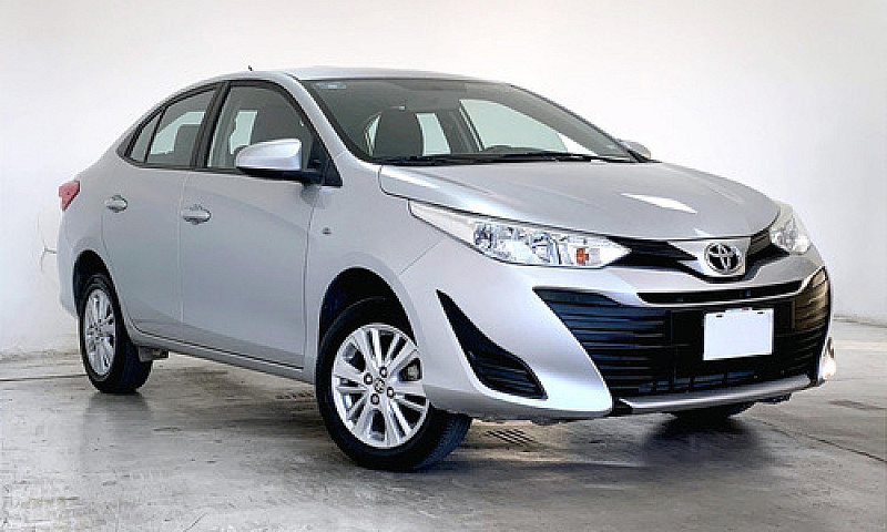 Toyota Yaris 2020...
