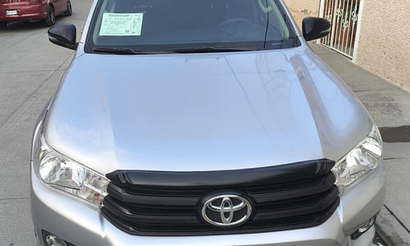Toyota Hilux 2.7 Cab...