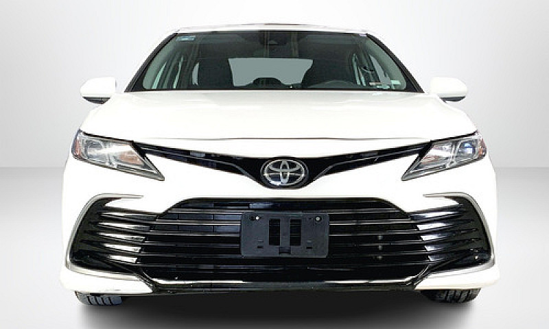 Toyota Camry 2021...