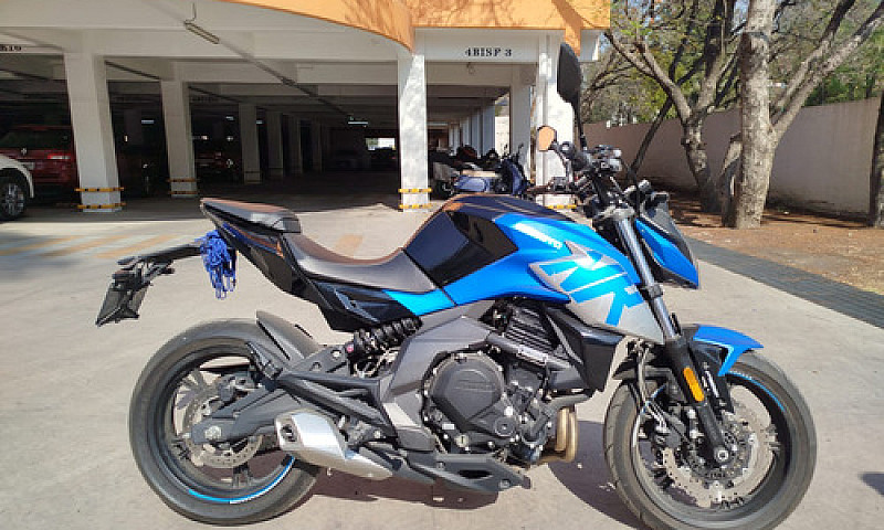 Cf Moto Azul Con Pla...
