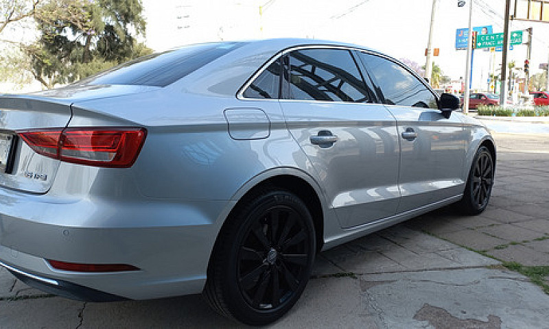 Audi A3 1.4 Sedán Se...