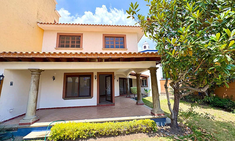 Casa En Venta Fracci...