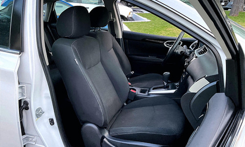 Nissan Sentra 2019...