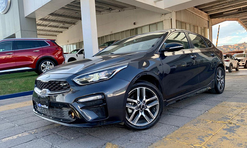 Kia Forte Hb 2020...