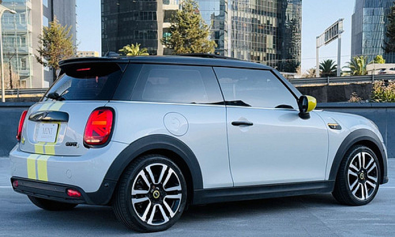 Mini Cooper 3P Iconi...