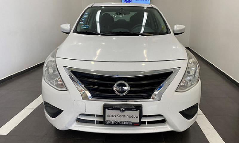 Nissan Versa 2017...