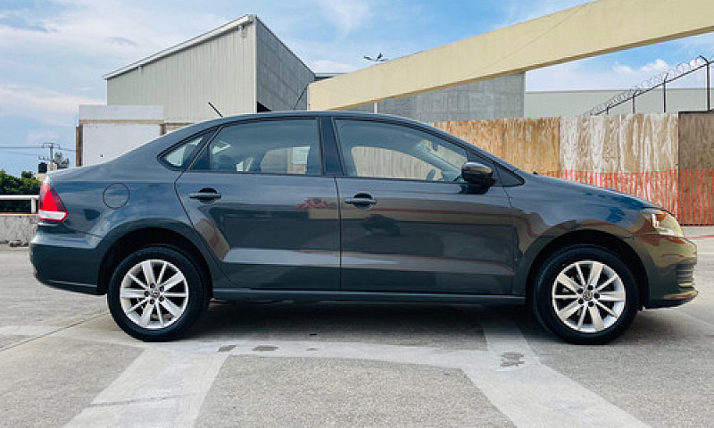 Volkswagen Vento 1.6...