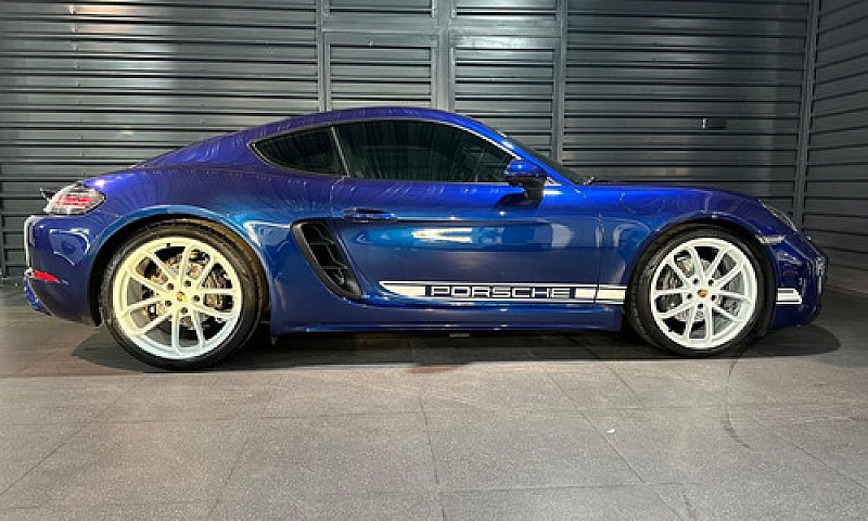 Porsche Cayman 2024...