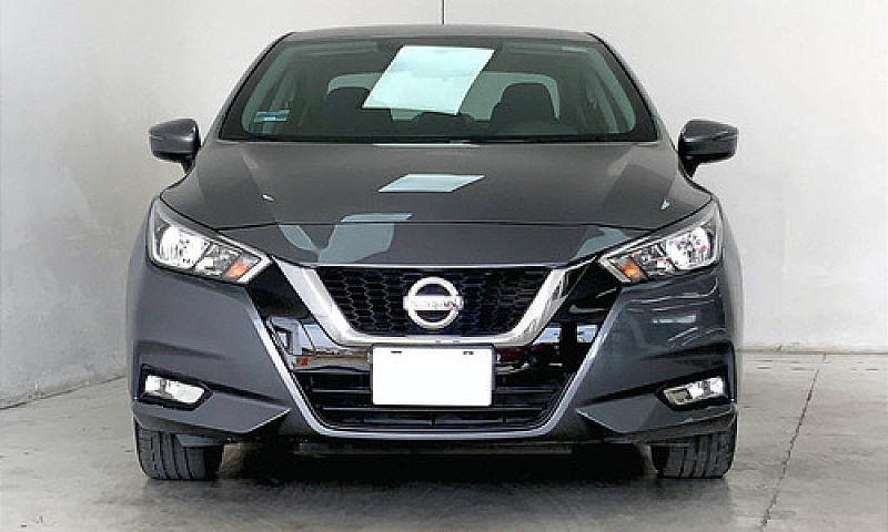 Nissan Versa 2021...
